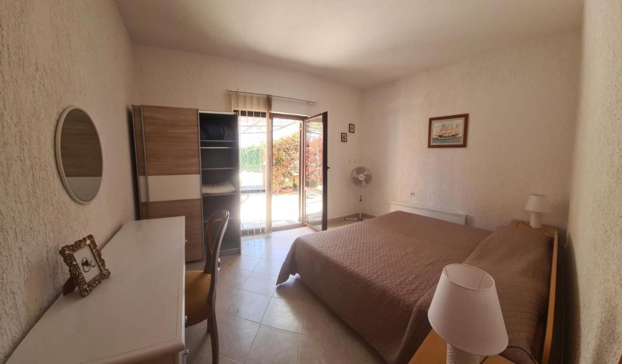 Apartman Kos Rosini Exterior foto
