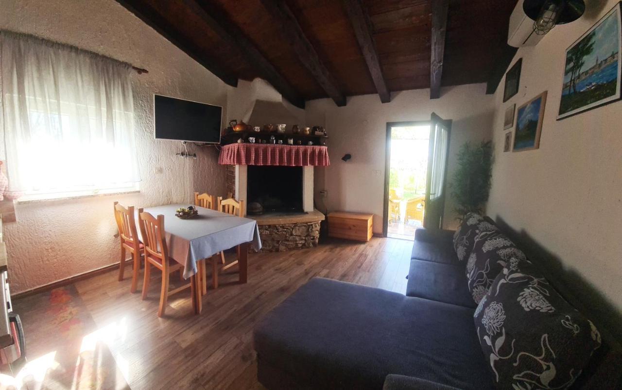 Apartman Kos Rosini Exterior foto